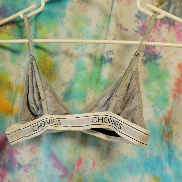 Chonies size medium ribbed gray bra and panties set - Picture 4 of 8